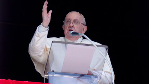 "Basta de guerra, basta de ataques, basta de violencia": Papa Francisco