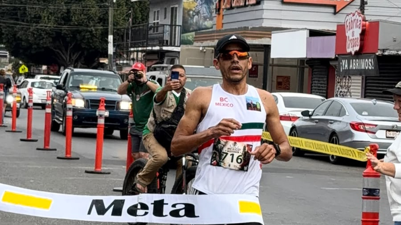 Bojórquez y Jarillo conquistan la Carrera de la Independencia en Tijuana