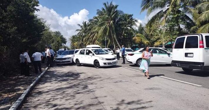 "Se acabó el diálogo": Ponen alto a taxistas de Cancún