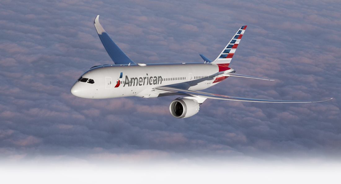 Passenger attempts to open the doors of an airplane mid-flight