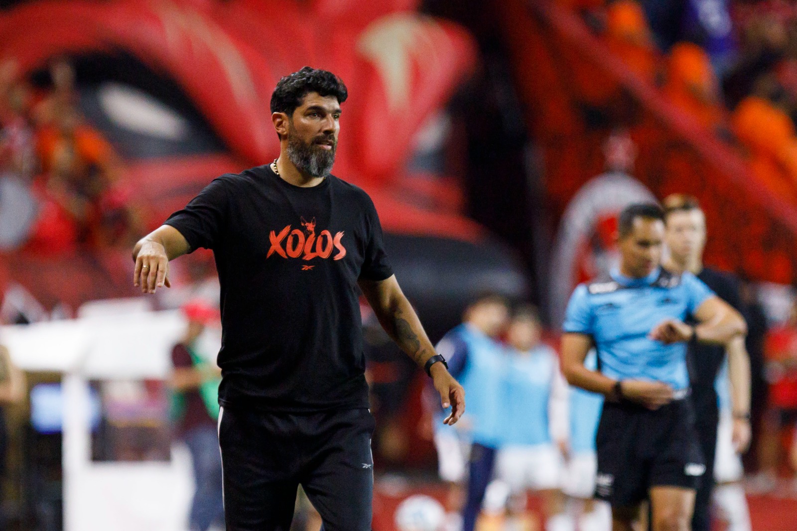 Abreu se rinde ante Gilberto Mora tras su doblete contra Pumas
