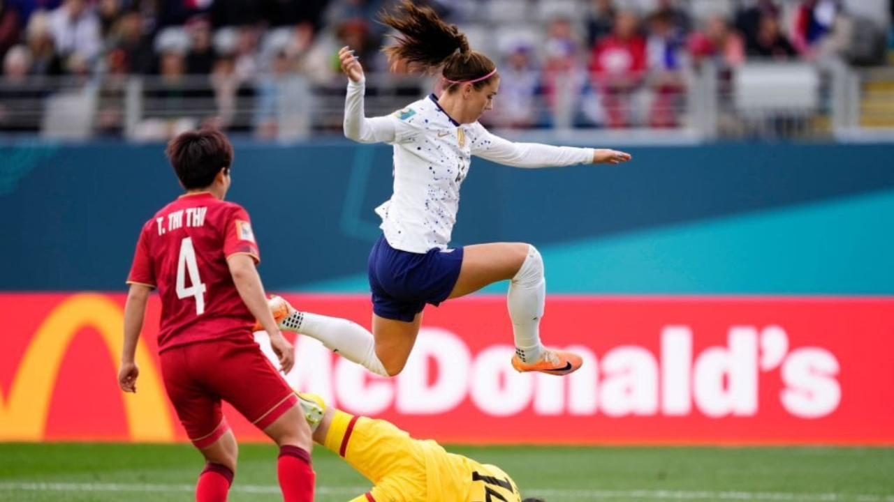 Jugadoras de San Diego aportan en el triunfo de EEUU sobre Vietnam en la Copa del Mundo Femenina