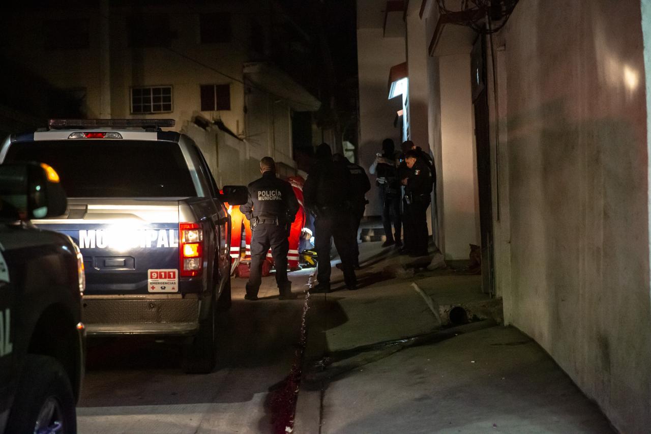 Atacan a hombre con un arma punzocortante al interior de su domicilio: Tijuana