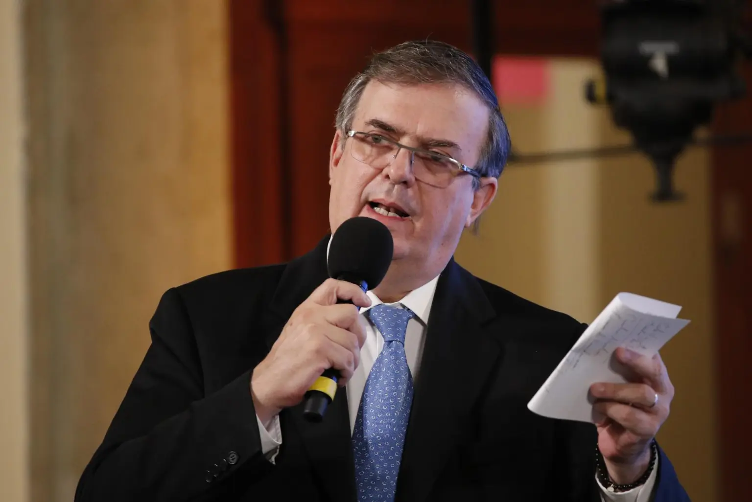 EU politiza el tema de los autos chinos para imponer aranceles a México: Marcelo Ebrard