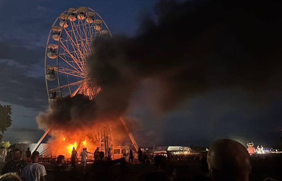 [VIDEO] Se incendia rueda de la fortuna en festival de Alemania