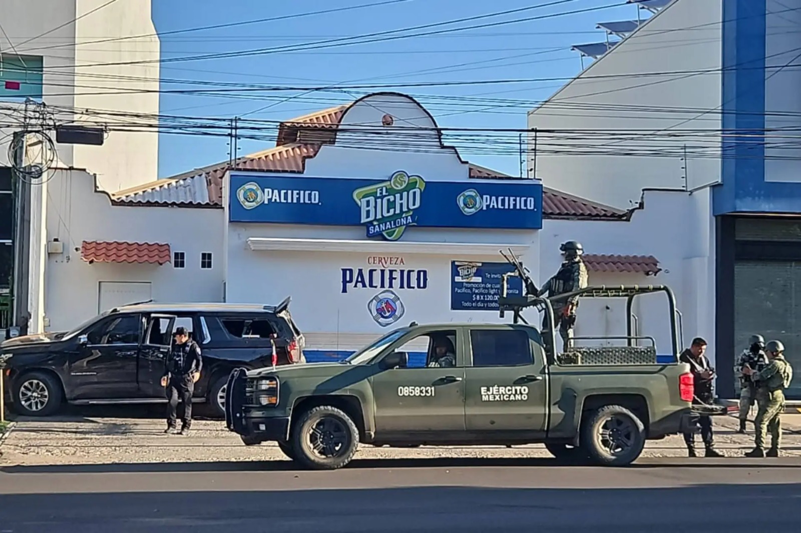 [VIDEO] Salen heridos militares en enfrentamiento armado: Sinaloa