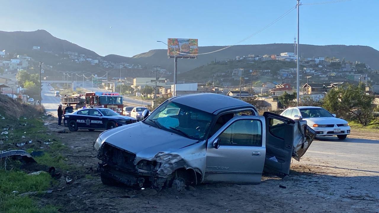 Mañana accidentada en el bulevar 2000: tres vehículos volcados en distintos puntos