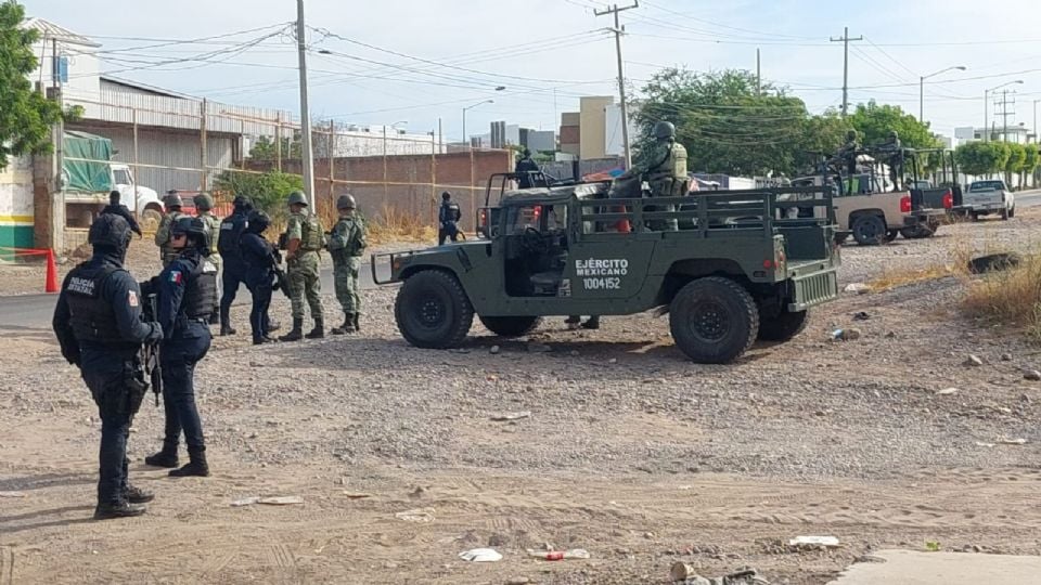 Mueren seis personas durante enfrentamiento entre ejército y grupos armados: Culiacán