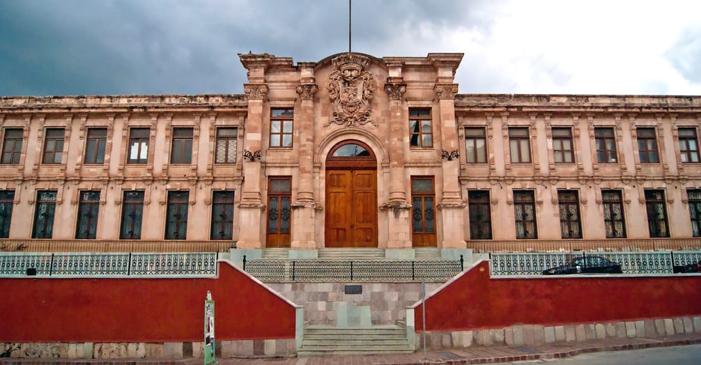 La Escuela Normal: Cuna del Día del Maestro