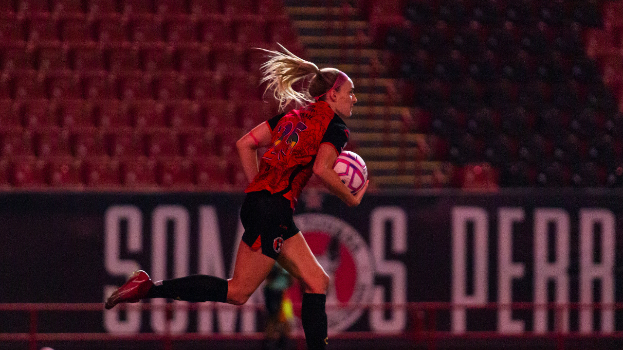 Angelina Hix empató el marcador ante el Necaxa. (Foto: Cortesía Club Tijuana Femenil)