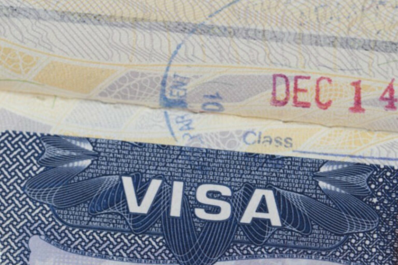 EU endurece revisión migratoria y pone bajo la lupa visas de visitantes