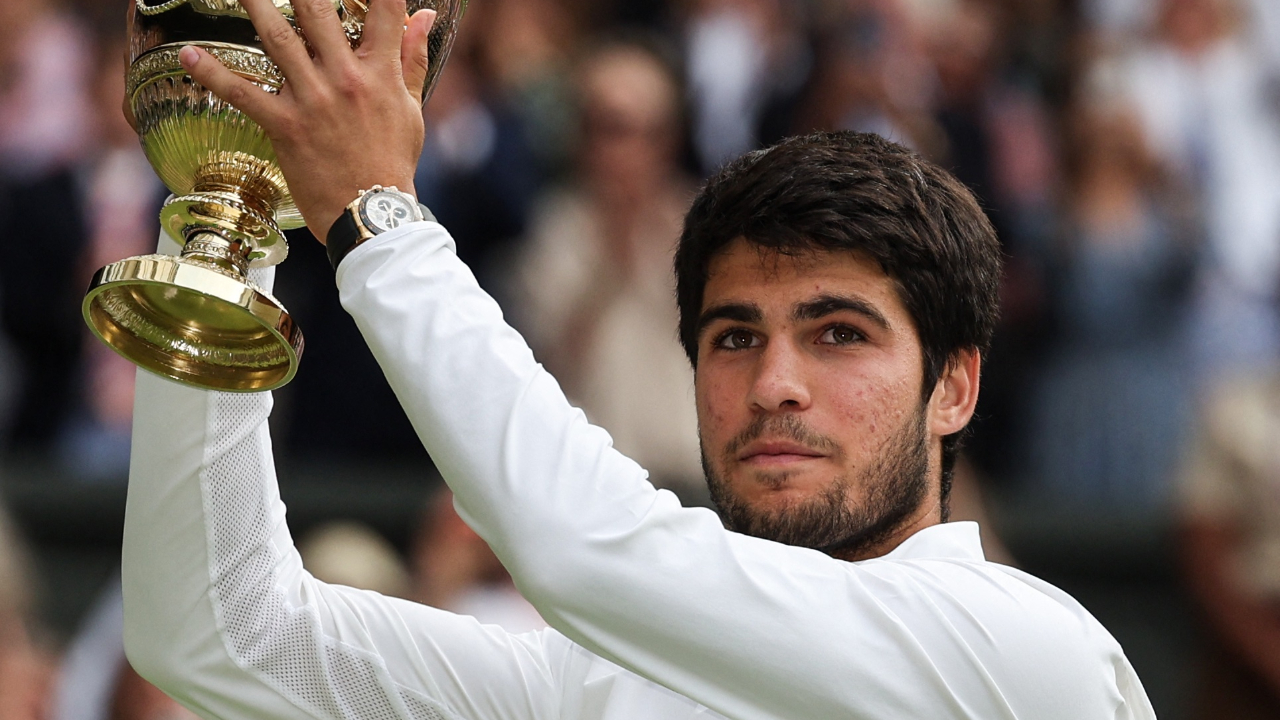Carlos Alcaraz, the new king of Wimbledon
