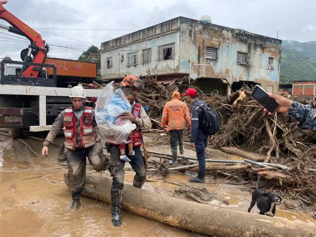 Inundaciones en Venezuela cobran vidas