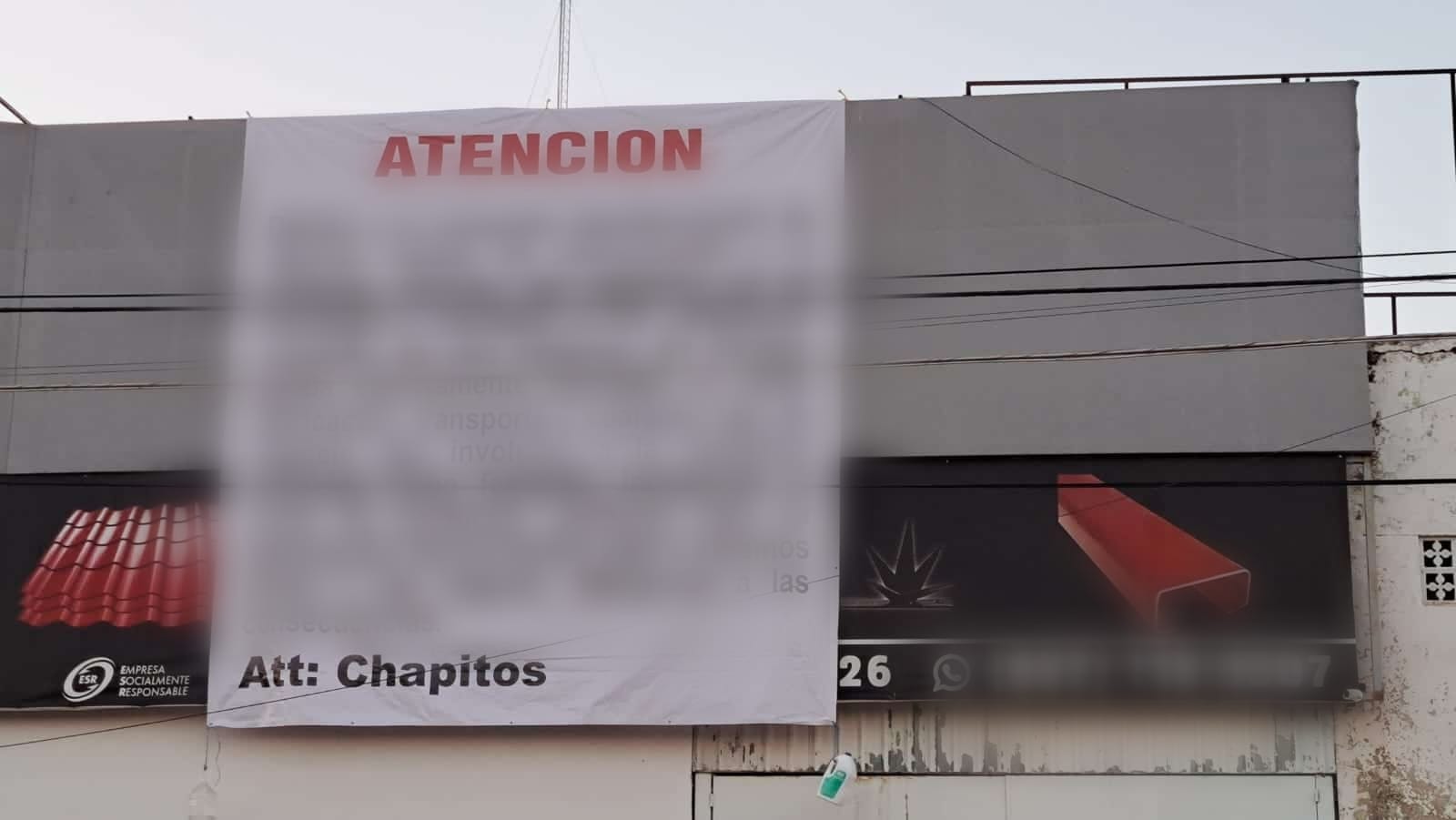 Cuelgan mantas en Sinaloa prohibiendo el fentanilo: “Los Chapitos”