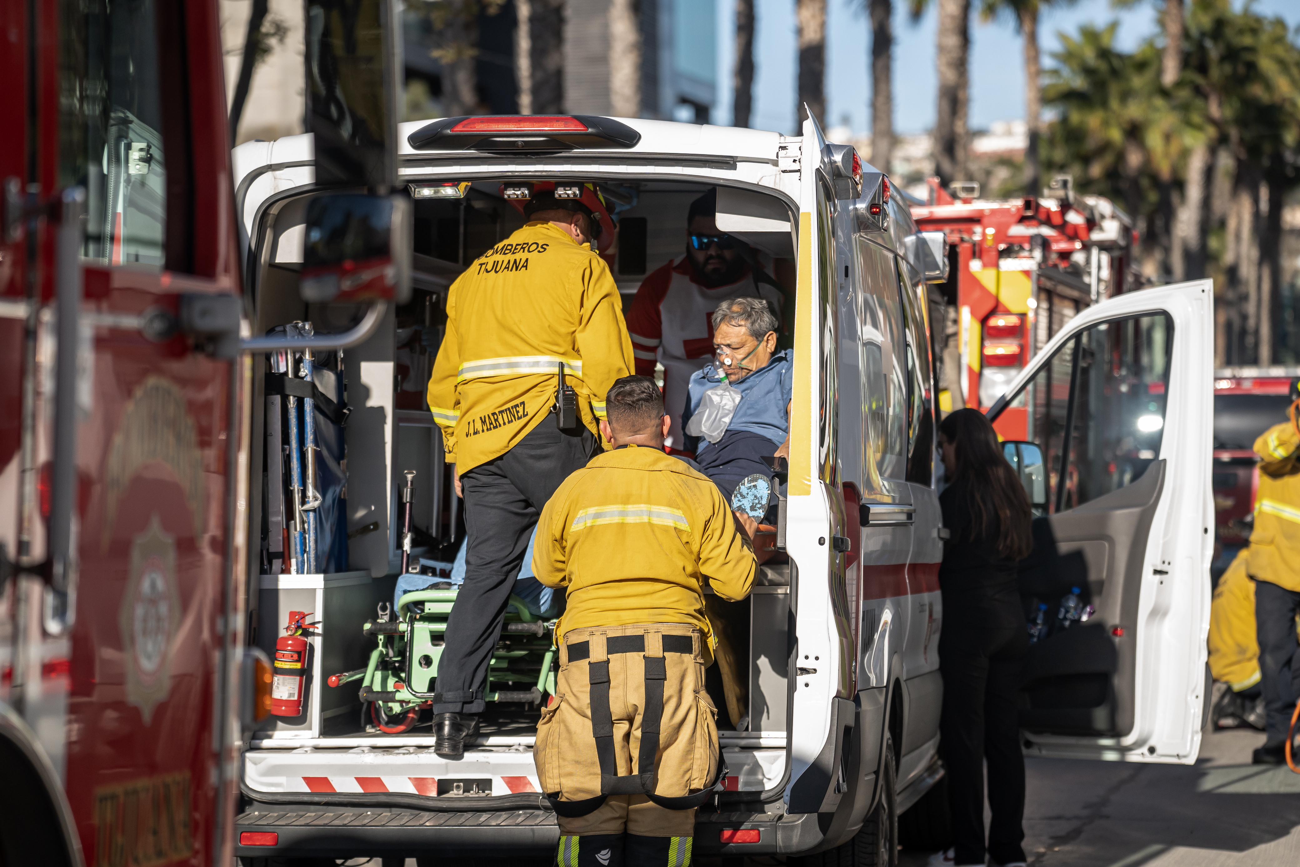 60 emergencias en 24 horas atendieron Bomberos Tijuana