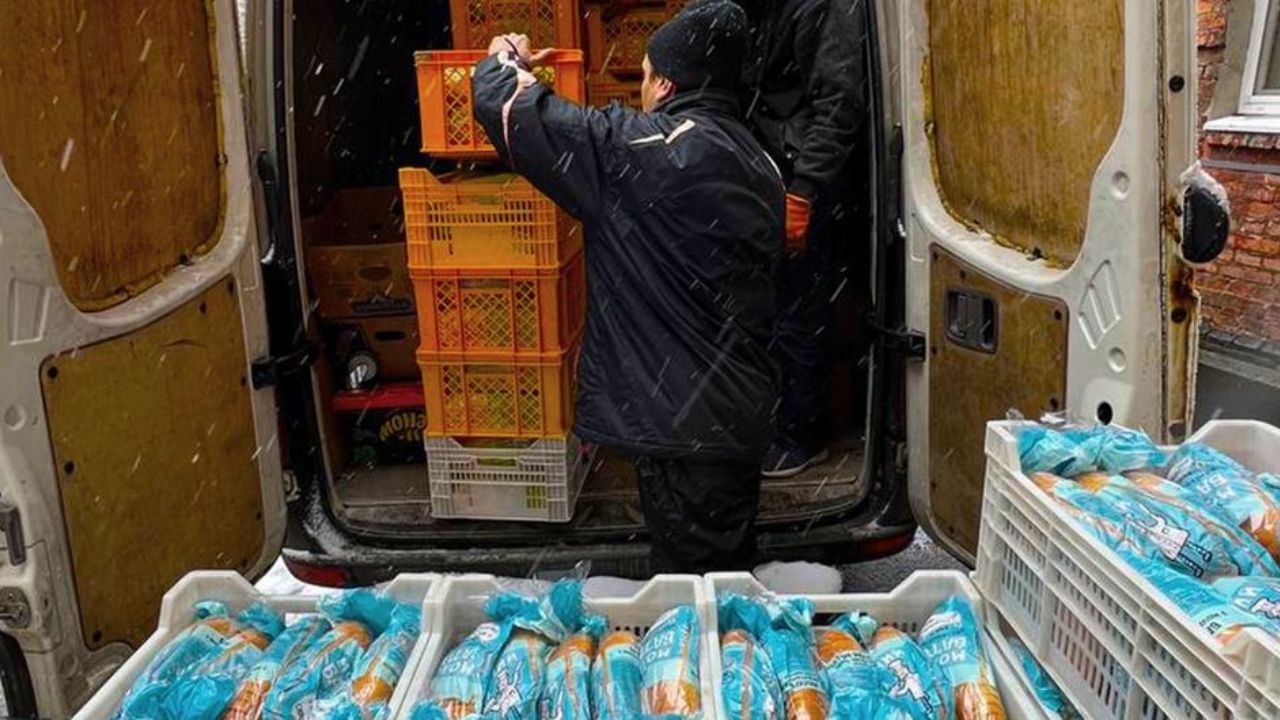 Ucrania pide almacenar agua y alimentos ante ataques rusos