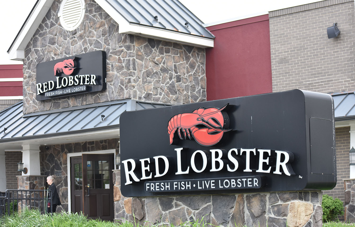 Red Lobster announces closure of branches